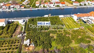 Land-/Forstwirtschaft zum Kauf 45.000 € Metkovic center
