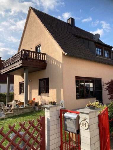 Mehrfamilienhaus zum Kauf 370.000 € 6 Zimmer 140 m² 710 m² Grundstück Sassanfahrt Hirschaid 96114