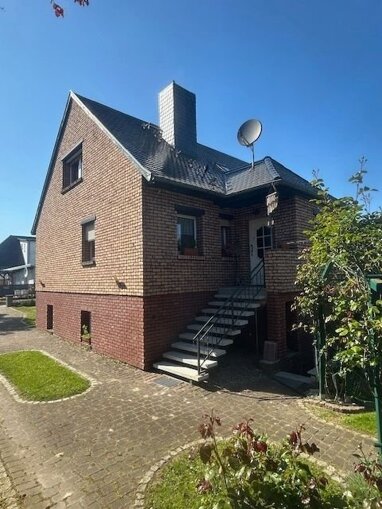 Einfamilienhaus zum Kauf 550.000 € 11 Zimmer 206 m² 1.175 m² Grundstück Wiesenweg 3 Prohn Prohn 18445