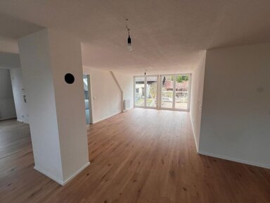 Wohnung zur Miete 1.340 € 5,5 Zimmer 128,2 m² 2. Geschoss Meßkircher Str. 159 Zizenhausen Stockach-Zizenhausen 78333