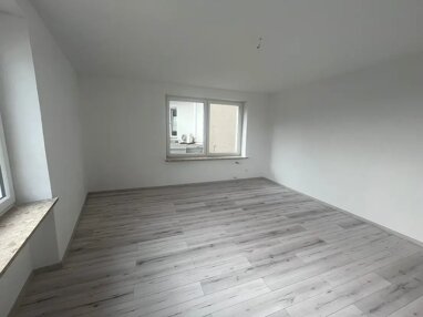 Wohnung zum Kauf 159.000 € 3 Zimmer 118 m² 2. Geschoss Bitscher Straße 1a Südliches Stadtgebiet - Kirchberg - Nord Pirmasens 66953