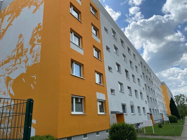 Wohnung zur Miete 240,67 € 2 Zimmer 48,6 m² 1. Geschoss frei ab 01.10.2024 Walter-Richter-Straße 8 Pirna Pirna 01796