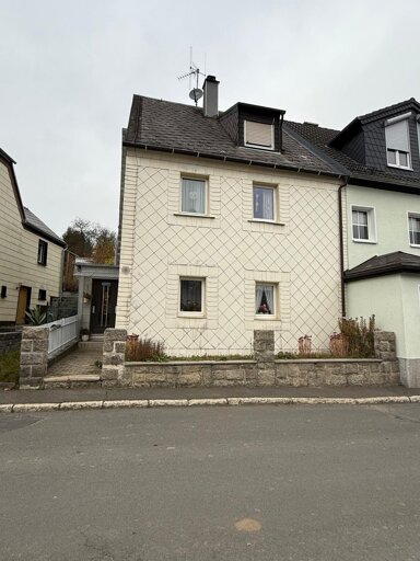 Doppelhaushälfte zum Kauf 6 Zimmer 140 m² 337 m² Grundstück frei ab sofort Thusmühle Röslau 95195