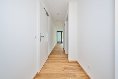 Wohnung zur Miete 970 € 2,5 Zimmer 77,9 m² 1. Geschoss Planungsbezirk 127 Straubing 94315