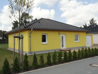 Bungalow zum Kauf provisionsfrei 275.000 € 3 Zimmer 69,6 m² 561 m² Grundstück Nerchau Grimma 04668