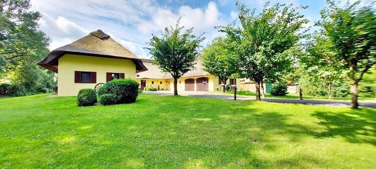 Einfamilienhaus zum Kauf 725.000 € 6 Zimmer 250 m²<br/>Wohnfläche 4.000 m²<br/>Grundstück Findorf Gnarrenburg 27442