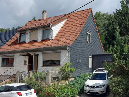 Haus zum Kauf 94.000 € 6 Zimmer 137 m² 492 m² Grundstück frei ab sofort An der Hasel 215 Suhl 98527