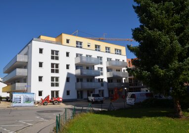 Wohnung zur Miete 790 € 2 Zimmer 73,2 m² 3. Geschoss Aussiger Straße 31 West Waldkraiburg 84478