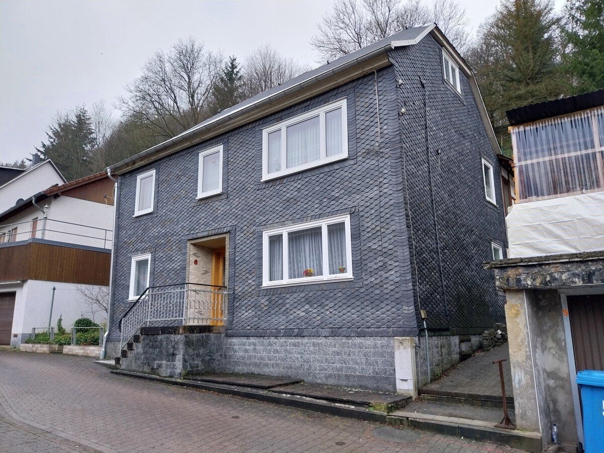 Einfamilienhaus zum Kauf 49.000 € 200 m²<br/>Wohnfläche 600 m²<br/>Grundstück Stadt Schwarzatal - OT Mellenbach-Glasbach 98744