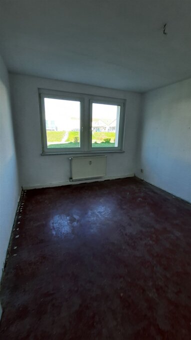 Wohnung zur Miete 270 € 2 Zimmer 45,2 m² Georg-Herwegh Straße 1 Lauchhammer - Mitte Lauchhammer 01979