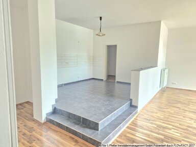 Wohnung zur Miete 599 € 2 Zimmer 97,3 m² EG Nachtweide 40-42 Nicolaiplatz Magdeburg 39124