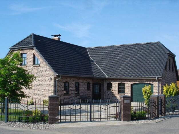 Einfamilienhaus zum Kauf provisionsfrei 1.350.000 € 5 Zimmer 232 m² 907 m² Grundstück Jürgenshof Alt Schwerin 17214