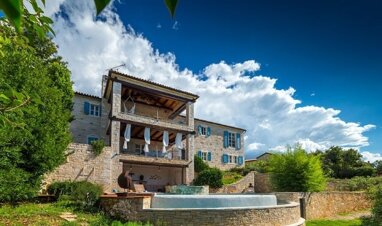 Haus zum Kauf 990.000 € 7 Zimmer 306 m² 1.350 m² Grundstück Sveti Lovrec