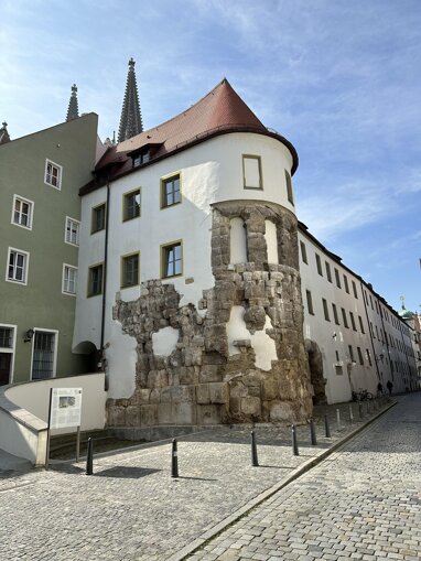 Wohnung zum Kauf 225.000 € 1 Zimmer 28,3 m² 1. Geschoss Zentrum Regensburg 93047