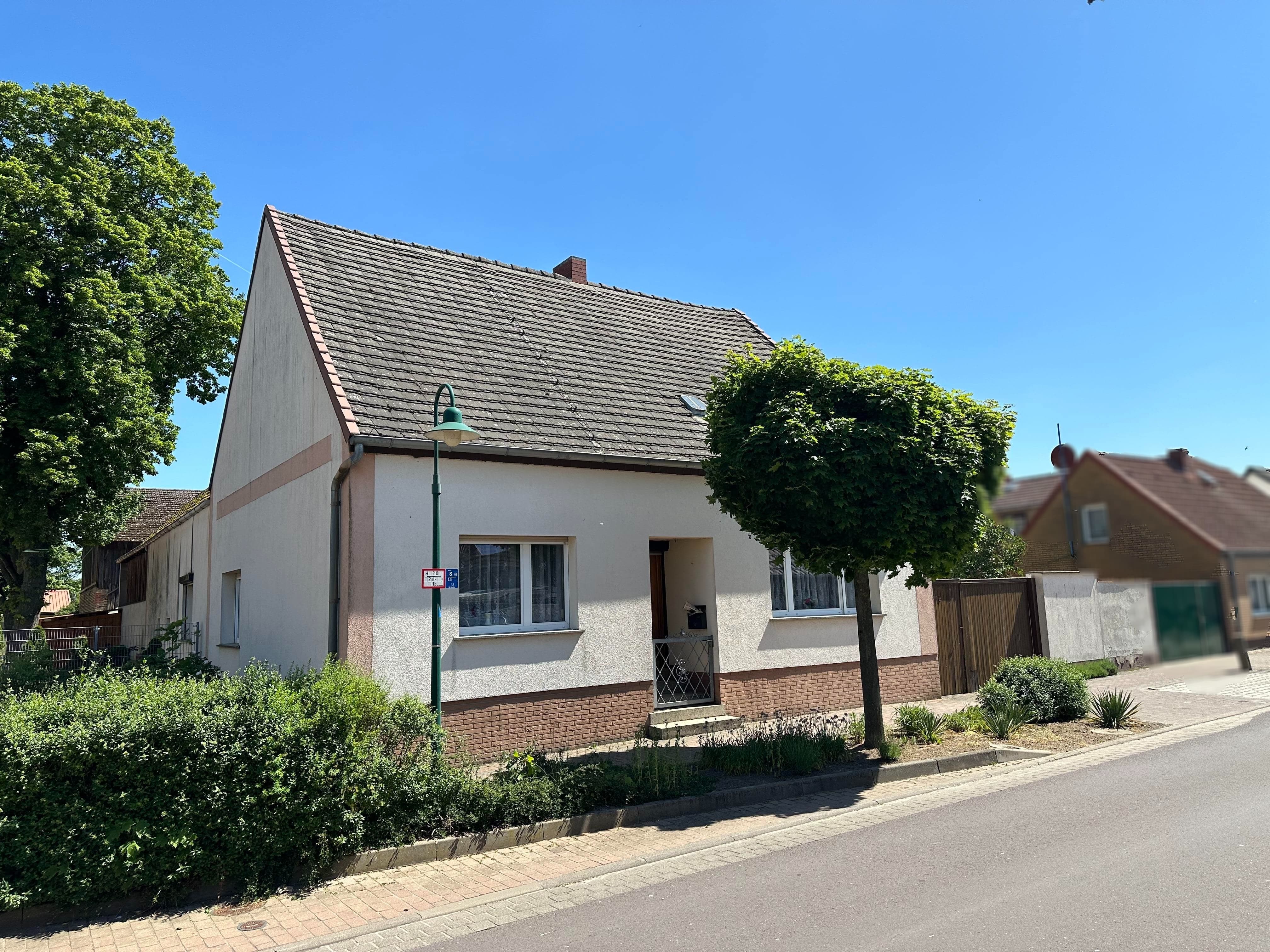 Einfamilienhaus zum Kauf 119.550 € 5 Zimmer 110 m² 1.077 m² Grundstück Tucheim Tucheim 39307