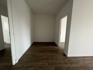 Wohnung zur Miete 330 € 4 Zimmer 69,3 m² 4. Geschoss Straße Usti nad Labem 265 Kappel 823 Chemnitz 09119