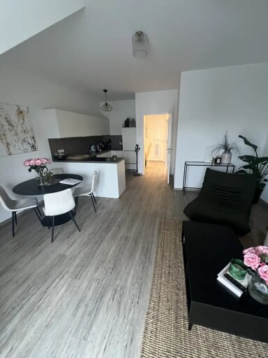 Wohnung zum Kauf provisionsfrei 243.000 € 3 Zimmer 64 m² frei ab sofort Neuburger Straße 169 f Lechhausen - West Augsburg 86167