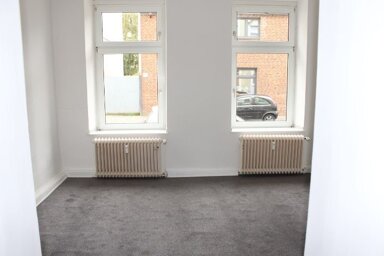 Wohnung zur Miete 295 € 1 Zimmer 32 m² EG frei ab sofort Eicken Mönchengladbach 41063