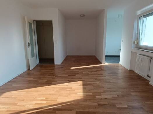 Wohnung zur Miete 585 € 1 Zimmer 39 m² 7. Geschoss Amsterdamer Straße 31 Böblingen 71034