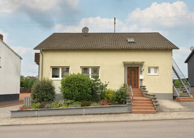 Mehrfamilienhaus zum Kauf provisionsfrei 430.000 € 9 Zimmer 237 m² 850 m² Grundstück Saarwellingen Saarwellingen 66793