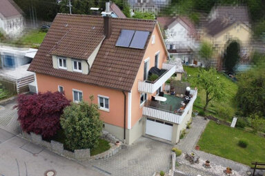 Einfamilienhaus zum Kauf 270.000 € 5 Zimmer 120 m² 661 m² Grundstück frei ab sofort Hintere Schützenstr. 3 Sigmaringen Sigmaringen 72488