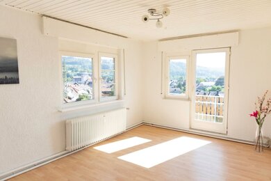 Wohnung zum Kauf provisionsfrei 160.000 € 4 Zimmer 95 m² 2. Geschoss Hausen im Wiesental 79688