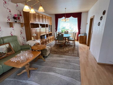 Reihenmittelhaus zum Kauf 99.500 € 6 Zimmer 147 m² 500 m² Grundstück Lunzenau Lunzenau 09328