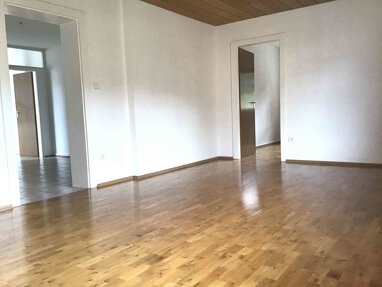 Wohnung zur Miete 890 € 3 Zimmer 87 m² 1. Geschoss Daimlerstraße / Fischbacher Straße Wiesbaden 65197