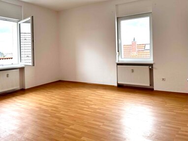 Wohnung zum Kauf Provisionsfrei 225.000 € 4 Zimmer 102 m² 2. Geschoss Butzbach Butzbach 35510