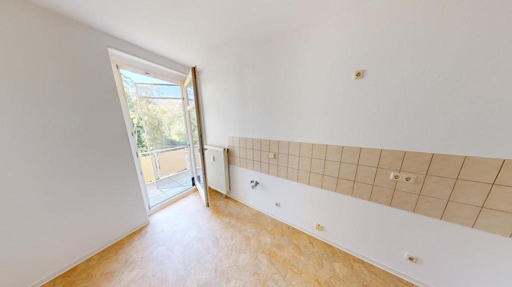 Wohnung zur Miete 353 € 3 Zimmer 76,8 m²<br/>Wohnfläche 2.<br/>Geschoss Humboldtstr. 10 Sonnenberg 212 Chemnitz 09130