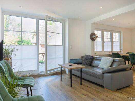 Wohnung zum Kauf 998.000 € 8 Zimmer 200 m² Helle Bad Zwischenahn 26160