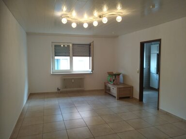 Wohnung zur Miete 900 € 3 Zimmer 90 m² frei ab sofort Schanzstraße 1 Homburg Homburg 66424