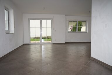 Doppelhaushälfte zur Miete 1.350 € 6 Zimmer 146 m² 250 m² Grundstück Stöttwang Stöttwang 87677