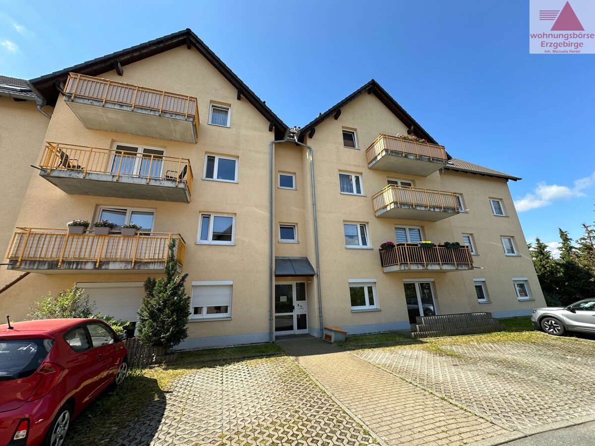 Wohnung zur Miete 310 € 2 Zimmer 45 m²<br/>Wohnfläche 01.09.2024<br/>Verfügbarkeit Kurze Str. 9 Lugau Lugau/Erzgebirge 09385