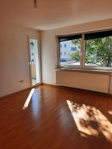 Wohnung zur Miete 370 € 3 Zimmer 65,5 m² 1. Geschoss Egerer Platz 9 Selb Selb 95100