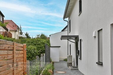 Doppelhaushälfte zum Kauf 835.000 € 6,5 Zimmer 138 m² 219 m² Grundstück Pfullingen 72793