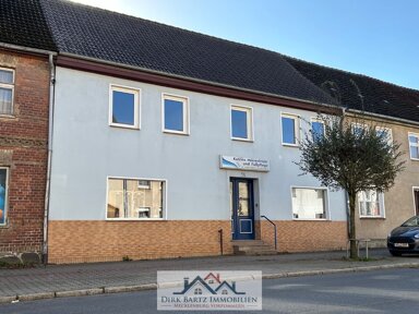 Mehrfamilienhaus zum Kauf 109.000 € 6 Zimmer 95 m² 310 m² Grundstück Loitz Loitz 17121