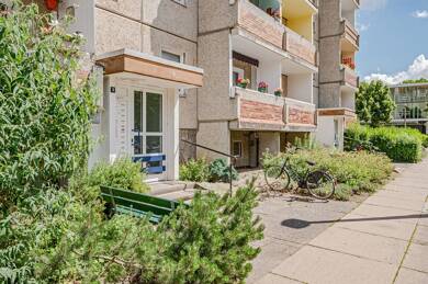 Wohnung zur Miete 400 € 3 Zimmer 68,4 m² 6. Geschoss Heinrich-Prillwitz-Straße 3 Katharinenviertel Neubrandenburg 17033