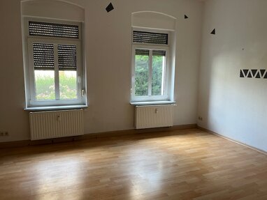 Wohnung zur Miete 320 € 2 Zimmer 57,7 m² frei ab sofort Südvorstadt Altenburg 04600