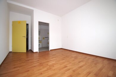 Wohnung zur Miete 362 € 1 Zimmer 40,3 m² 3. Geschoss Marktstraße 2-6 Altlindenau Leipzig 04177