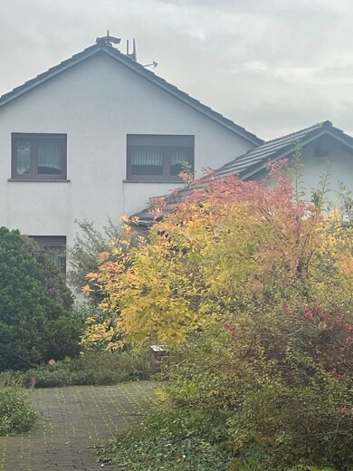 Einfamilienhaus zum Kauf 339.000 € 7 Zimmer 240 m² 1.580 m² Grundstück Keuchingen Mettlach 66693