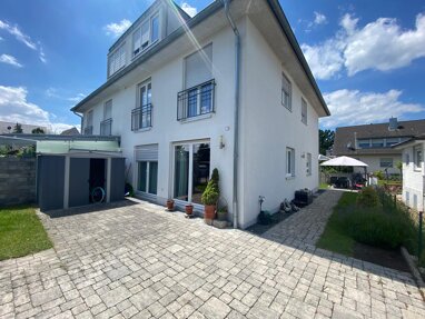 Doppelhaushälfte zur Miete 2.200 € 5,5 Zimmer 160 m² 250 m² Grundstück Baiersdorf Baiersdorf 91083