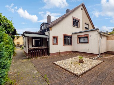Doppelhaushälfte zum Kauf 120.000 € 5 Zimmer 120 m² 980 m² Grundstück Wolfen Bitterfeld-Wolfen 06766
