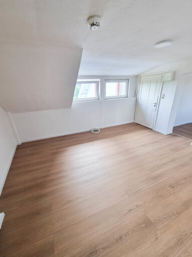 Wohnung zur Miete 320 € 2 Zimmer 32 m² Wüstenahorn Coburg 96450