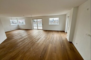 Wohnung zum Kauf provisionsfrei 975.000 € 3 Zimmer 188,3 m² 3. Geschoss Narnberg Traunreut 83301