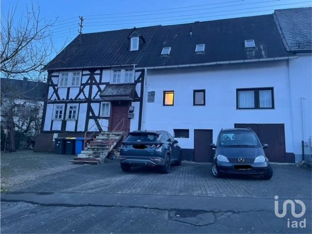 Mehrfamilienhaus zum Kauf 95.000 € 17 Zimmer 250 m²<br/>Wohnfläche 410 m²<br/>Grundstück Seelbach Haiger / Haigerseelbach 35708