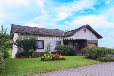 Einfamilienhaus zum Kauf 325.000 € 6 Zimmer 250 m² 817 m² Grundstück Burbach Burbach 54597