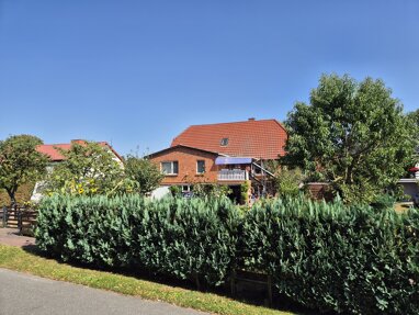 Haus zum Kauf 249.000 € 7 Zimmer 241 m² 967 m² Grundstück Lüneburger Str. 34 Neuhaus Amt Neuhaus 19273