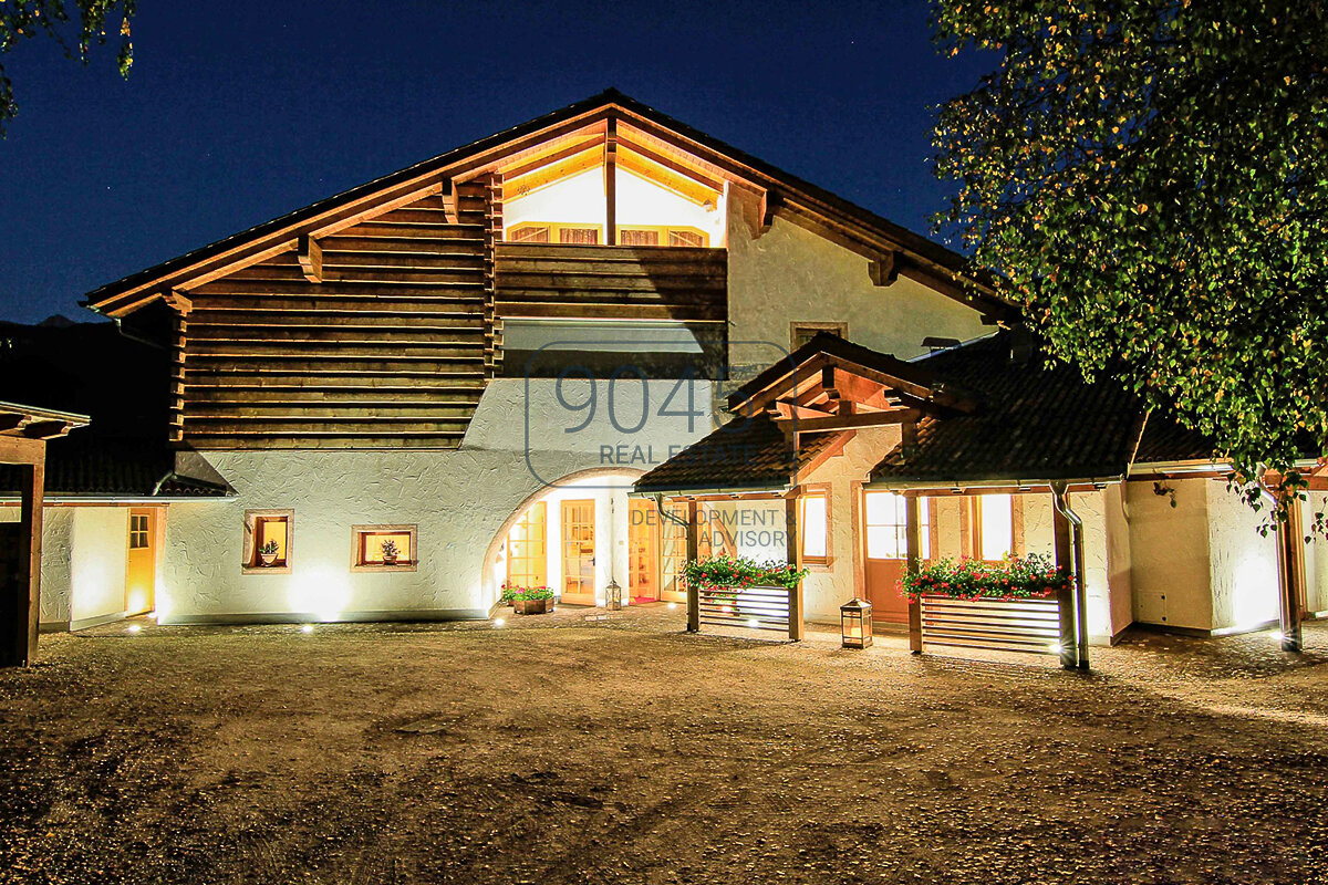 Villa zum Kauf 28 Zimmer 164 m²<br/>Wohnfläche 4.000 m²<br/>Grundstück Panchia' 38030