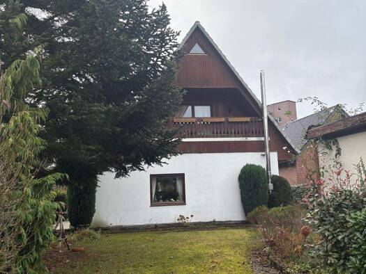 Haus zum Kauf 760.000 € 5,5 Zimmer 144 m² 1.016 m² Grundstück frei ab 01.03.2026 Rellingen 25462